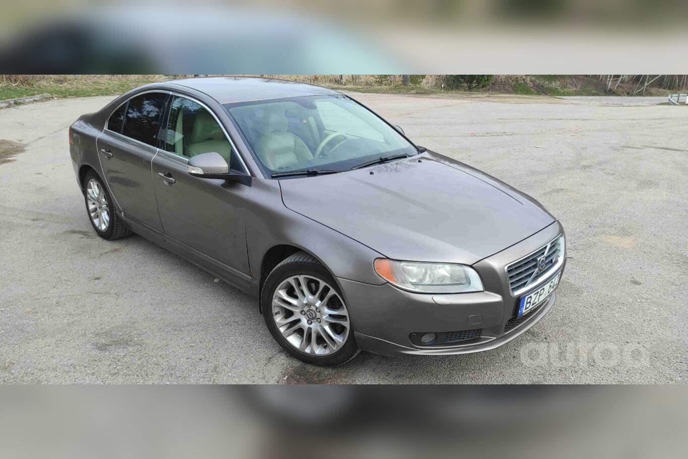 Volvo S80
