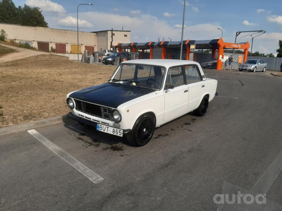 VAZ (Lada) 2101 1 generation Sedan