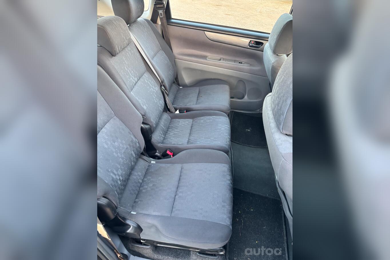 Toyota Avensis Verso 1 generation [restyling] Minivan
