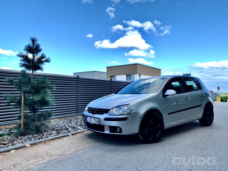 Volkswagen Golf 5 generation Hatchback 5-doors