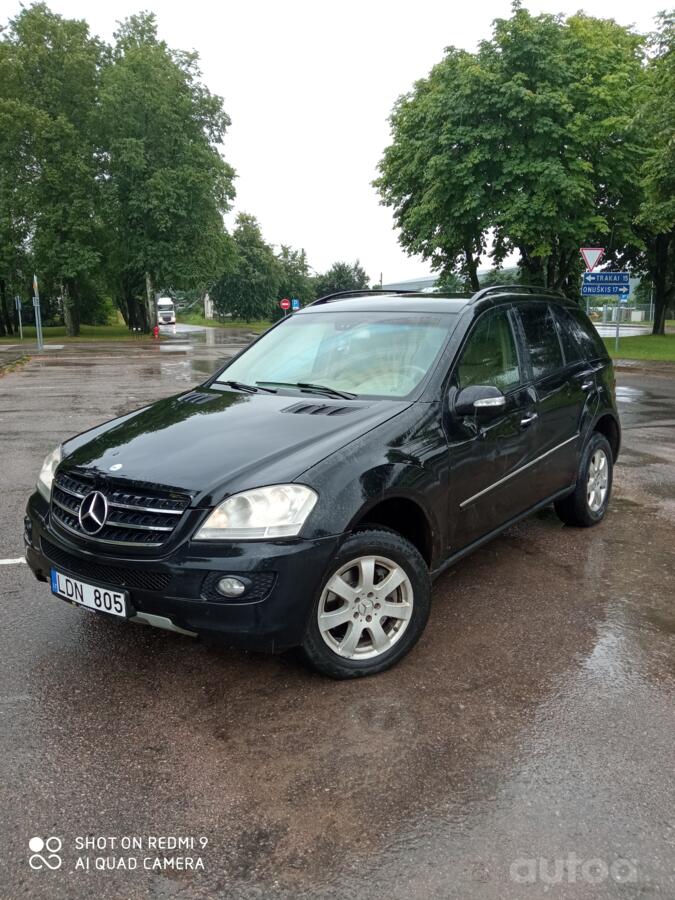Mercedes-Benz M-Class W164 Crossover 5-doors