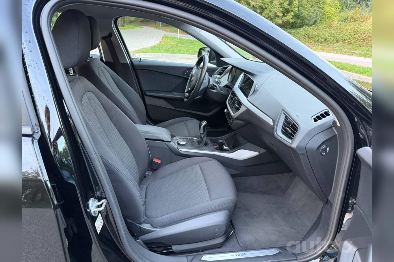 BMW 1 Series F40 (3 generation) Hatchback 5 doors