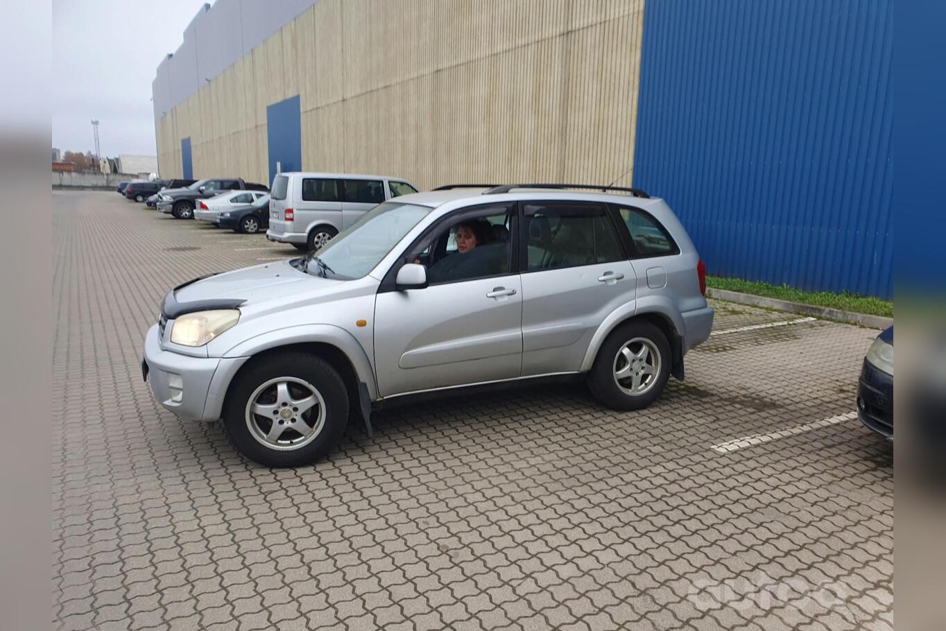 Toyota RAV4 2 generation Crossover 5-doors