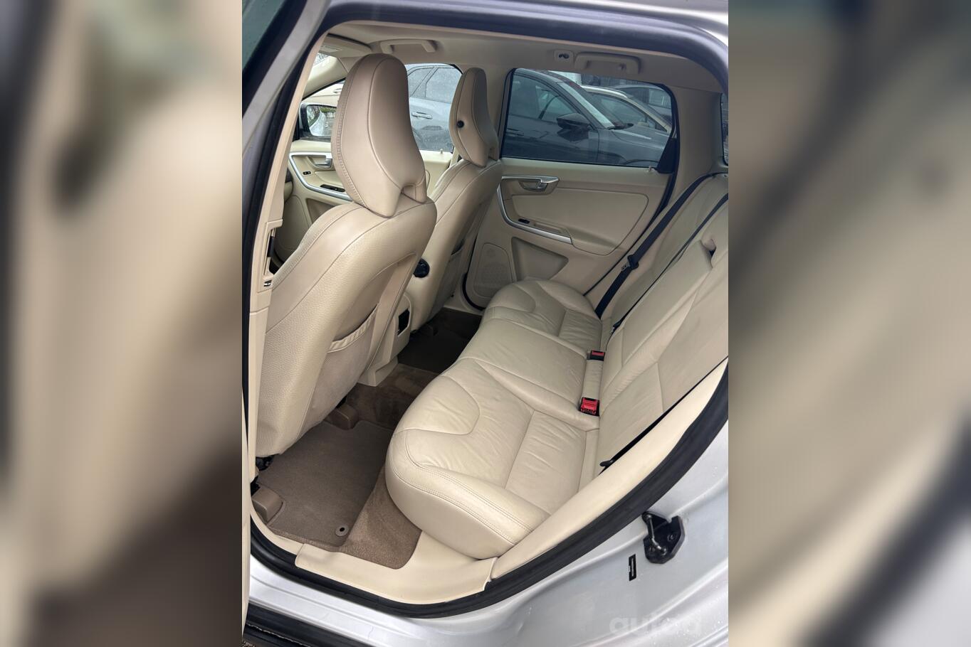 Volvo XC60 1 generation Crossover