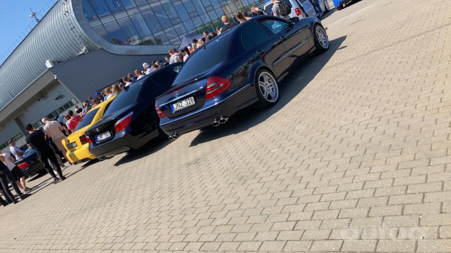 Mercedes-Benz E-Class W211 Sedan