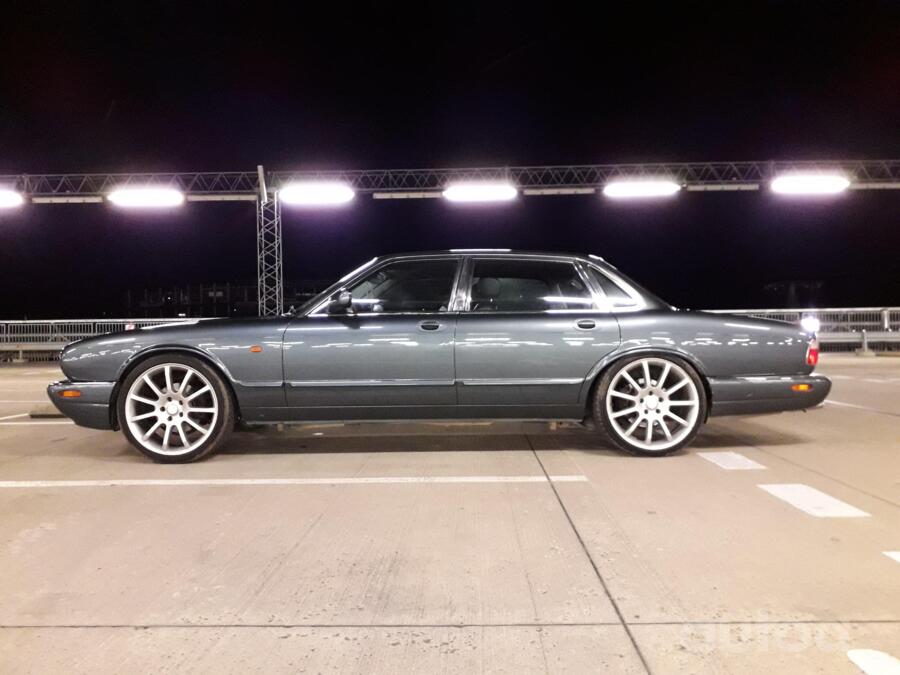 Jaguar XJ X308 [restyling] Sedan 4-doors