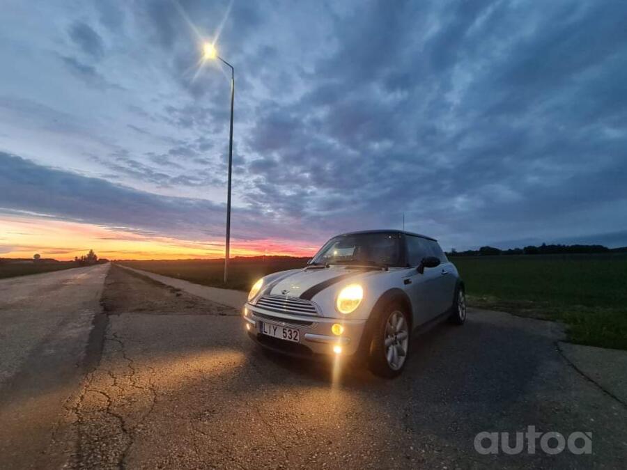 Mini One R50 Hatchback