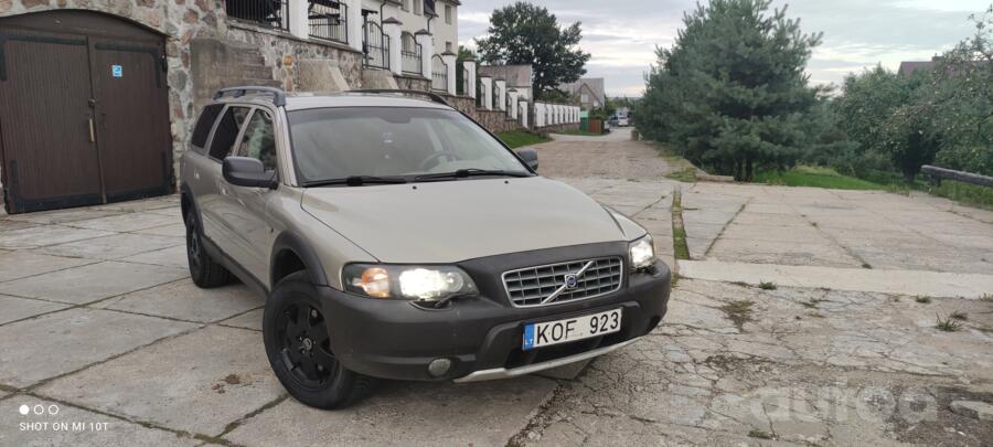 Volvo XC70 2 generation wagon