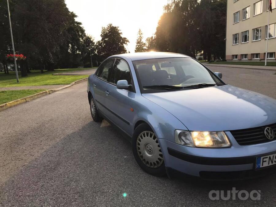 Volkswagen Passat B5 Sedan 4-doors