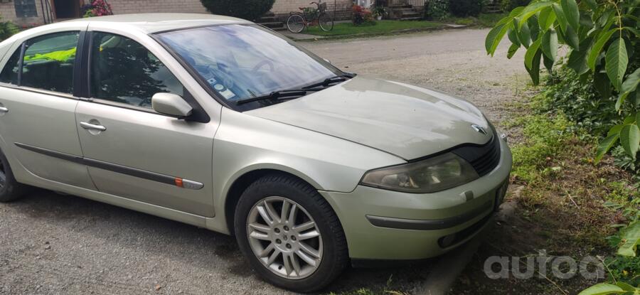 Renault Laguna 2 generation Liftback