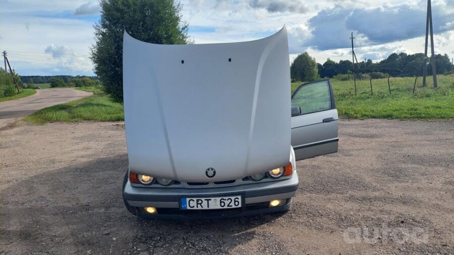 BMW 5 Series E34 Touring wagon