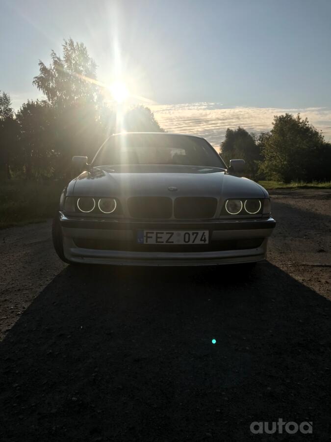 BMW 7 Series E38 Sedan