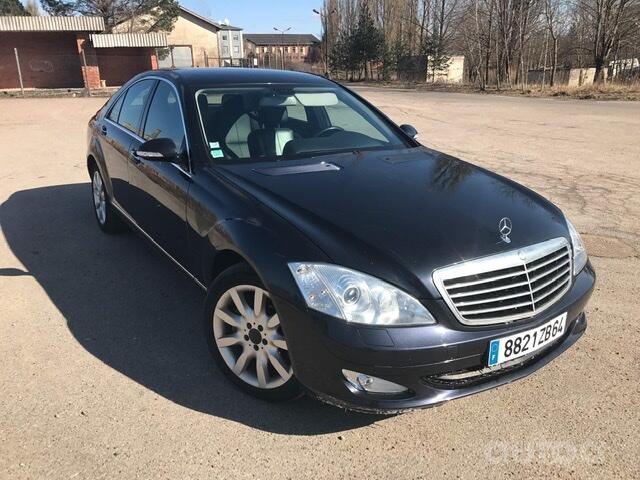 Mercedes-Benz S-Class W221 Sedan 4-doors