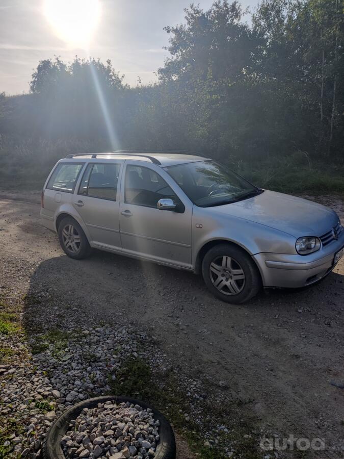 Volkswagen Golf 4 generation wagon