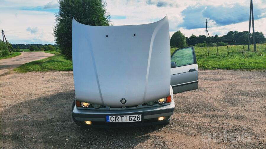 BMW 5 Series E34 Touring wagon