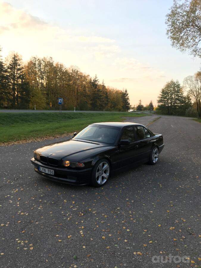 BMW 7 Series E38 Sedan