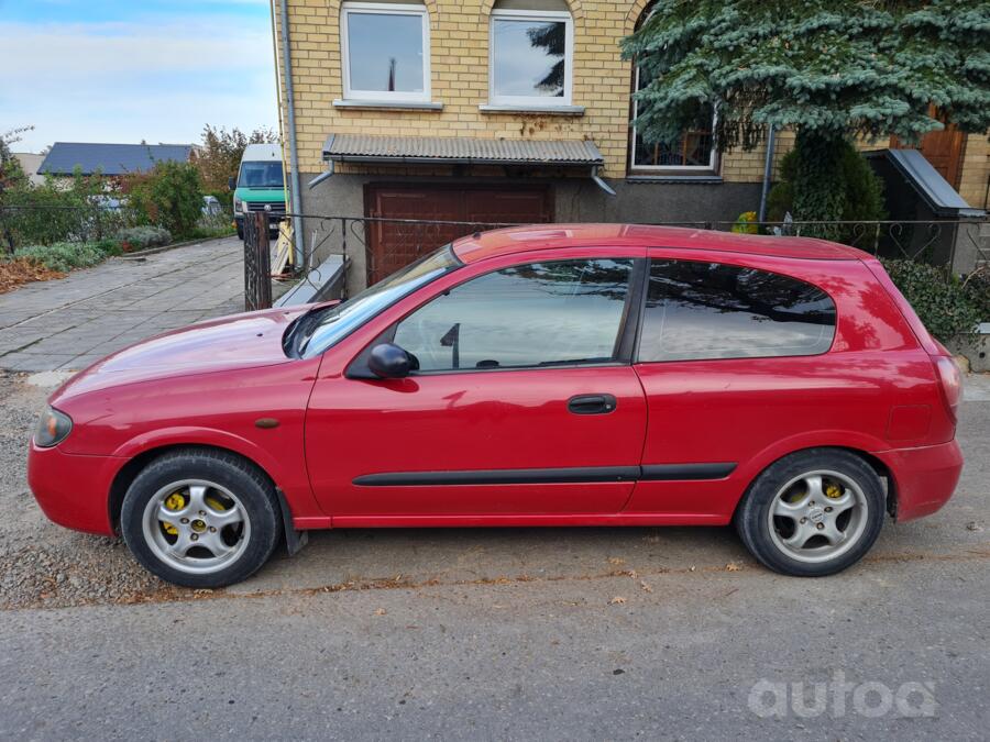 Nissan Almera N16 Hatchback 3-doors