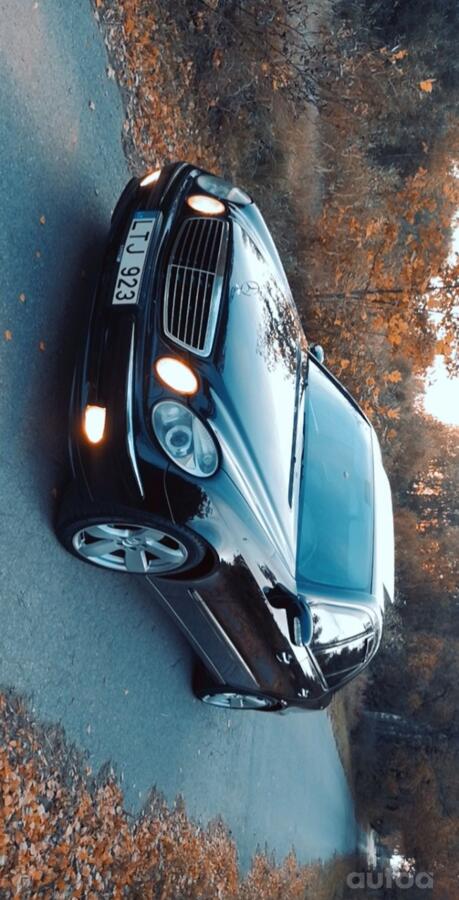 Mercedes-Benz E-Class W211 Sedan
