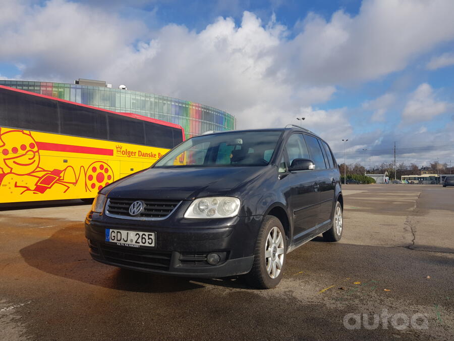 Volkswagen Touran 1 generation Minivan