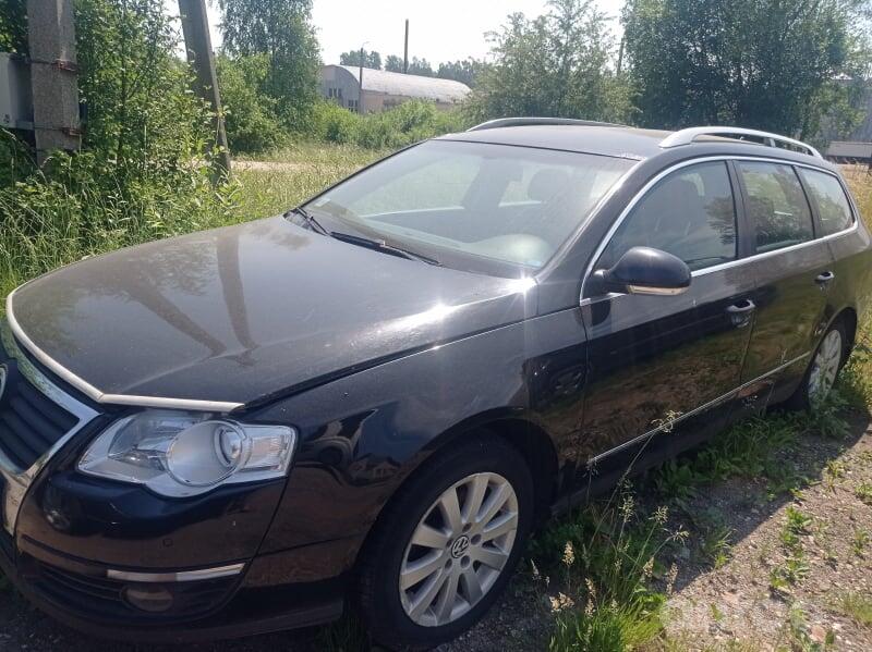 Volkswagen Passat B6 wagon 5-doors