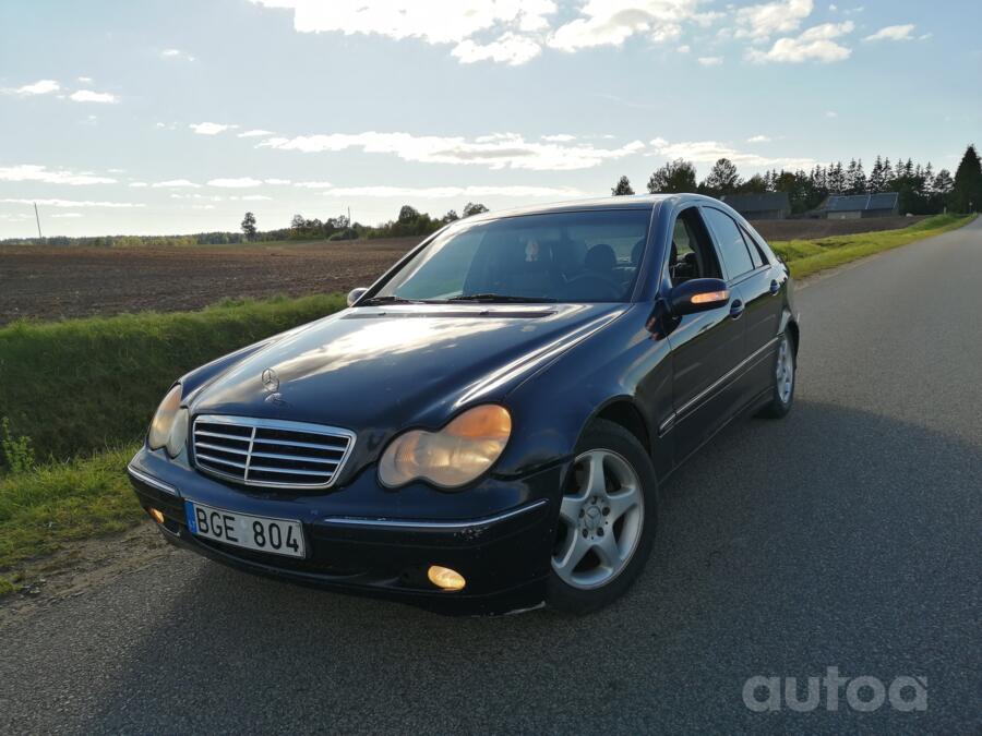Mercedes-Benz C-Class W203/S203/CL203 Sedan