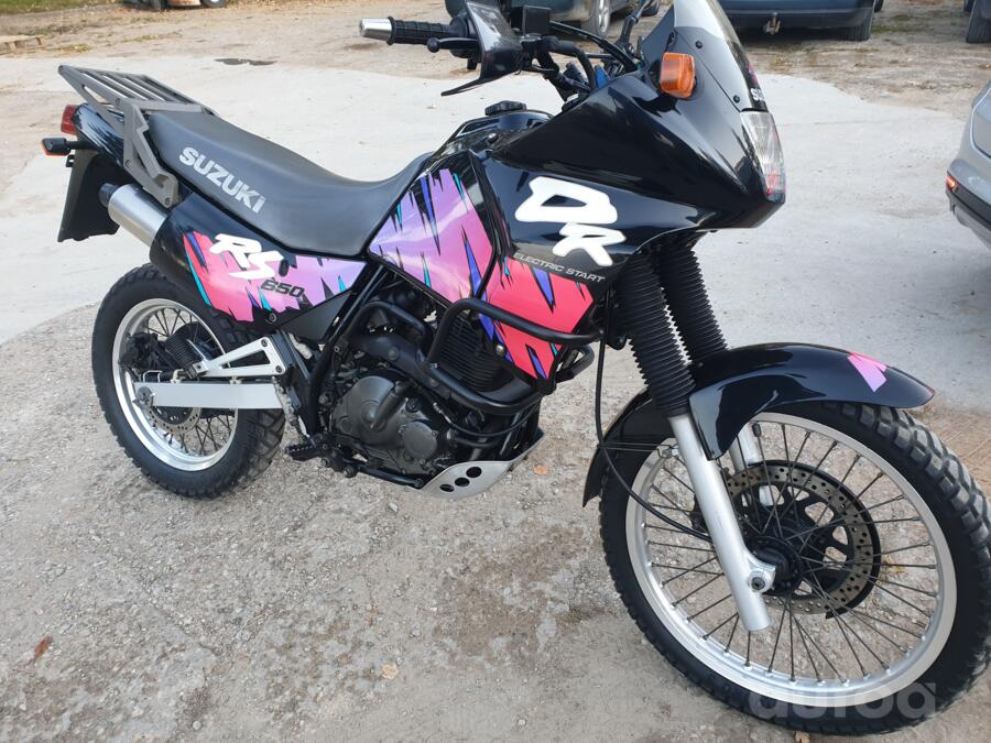 Suzuki DR