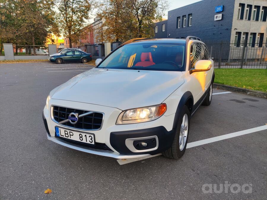 Volvo XC70 3 generation wagon