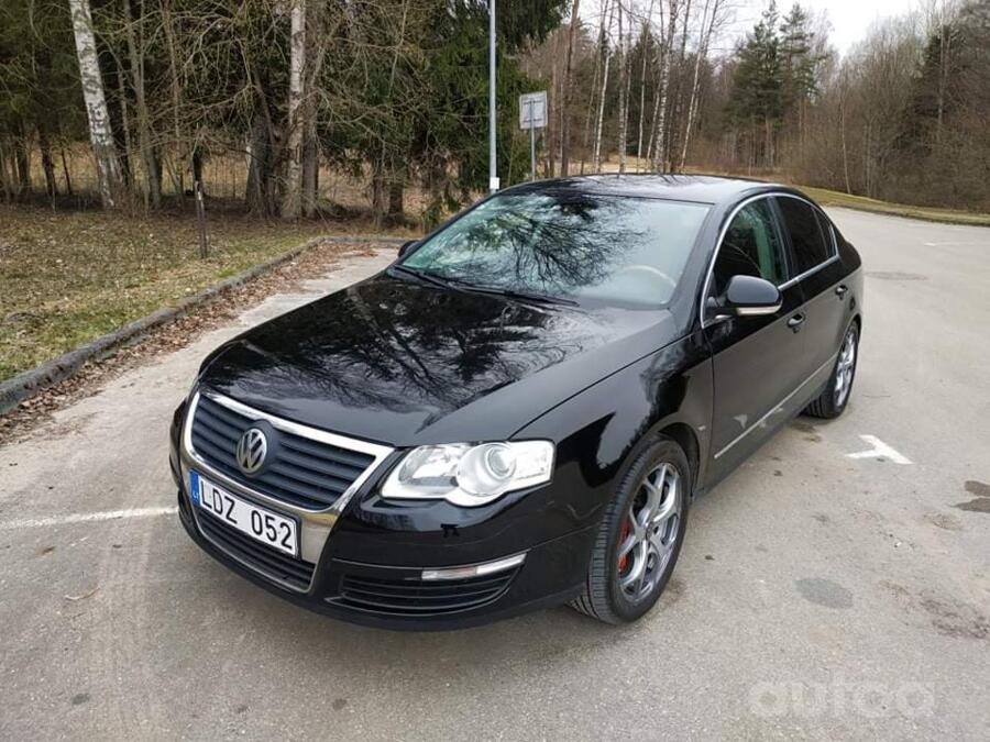 Volkswagen Passat B6 Sedan 4-doors