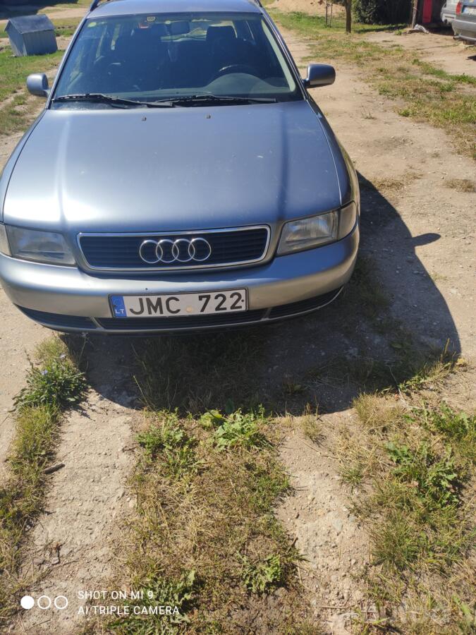 Audi A4 B5 Avant wagon 5-doors
