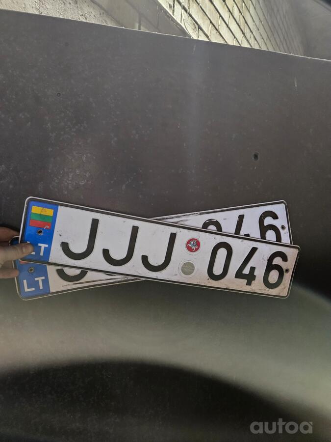 JJJ046
