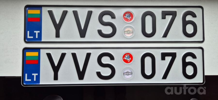 YVS   076