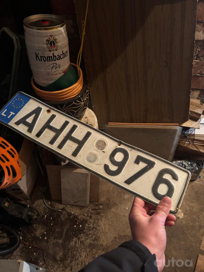 AHH976