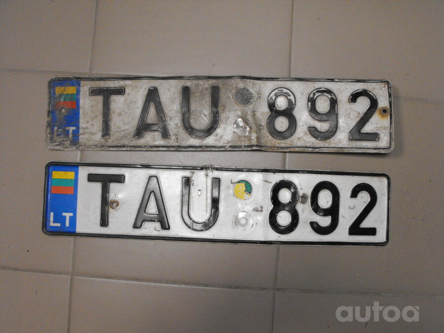 TAU 892