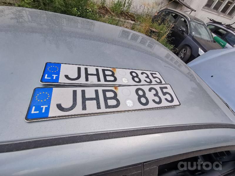 JHB835