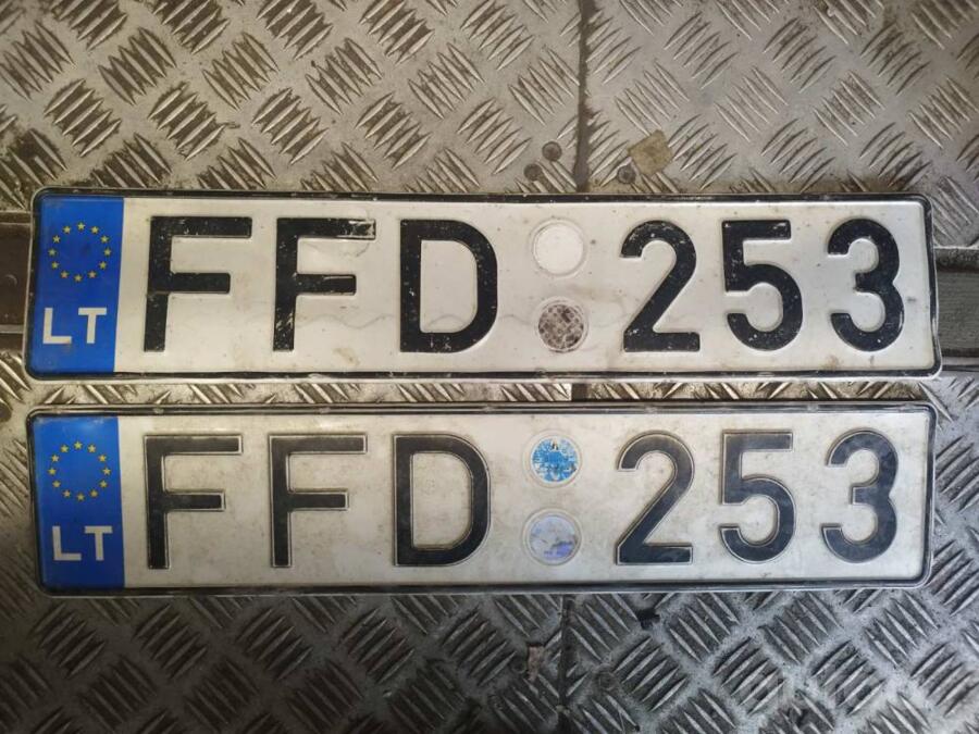 FFD253