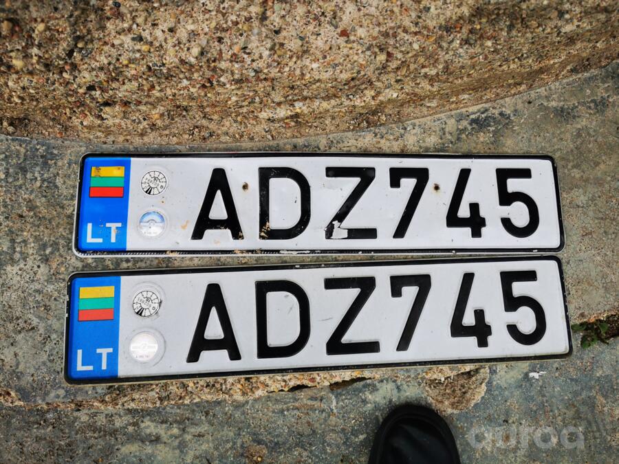 ADZ745