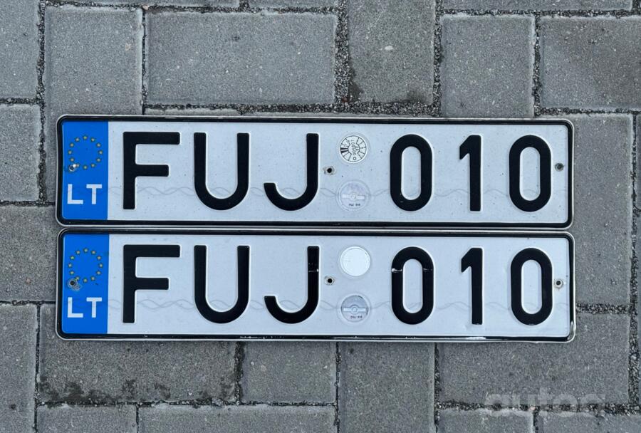 FUJ010