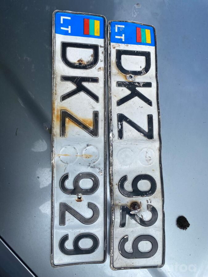 DKZ 929