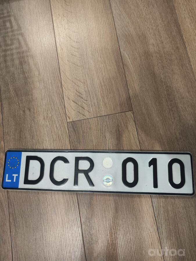 DCR010