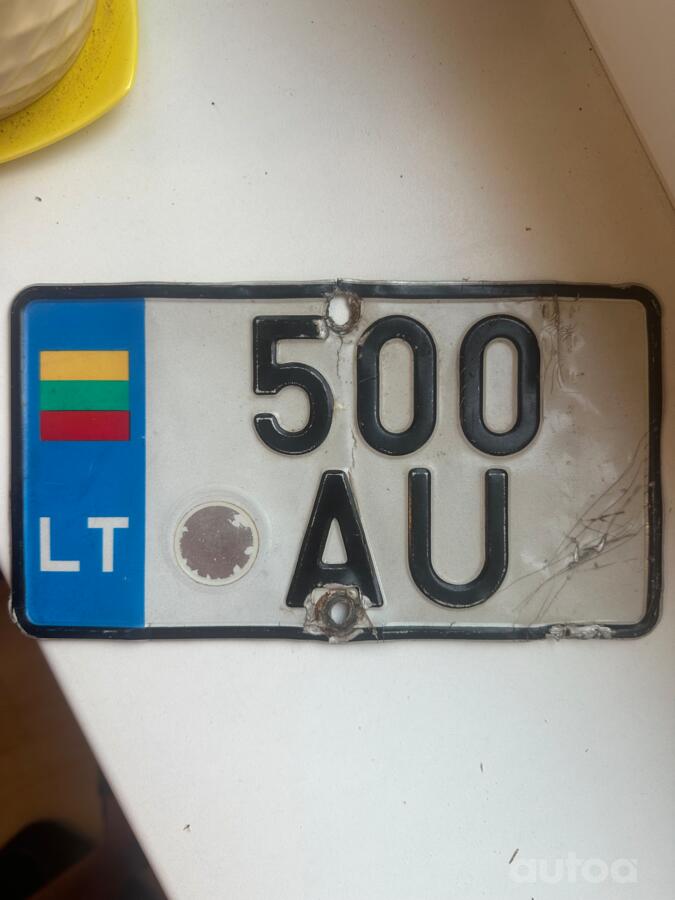 500AU