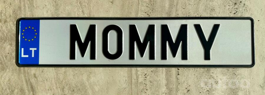 M0MMY