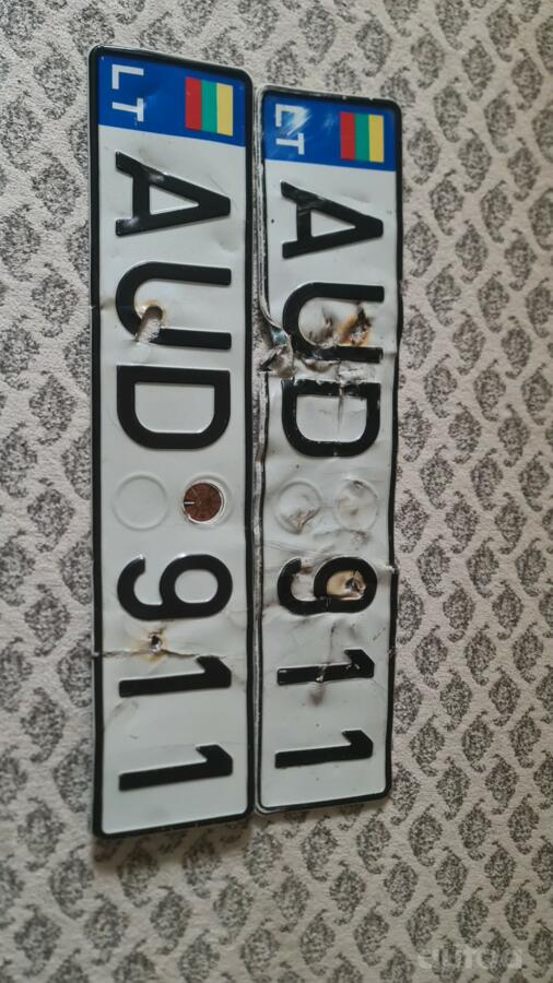 AUD 911