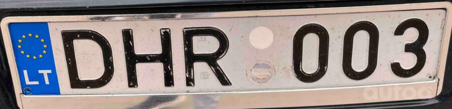 DHR003