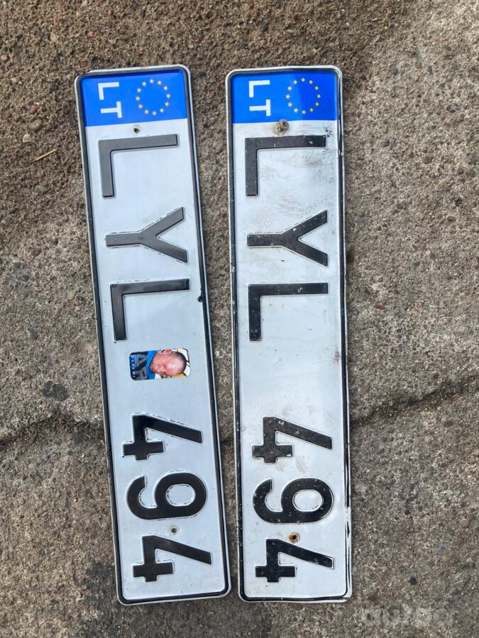 LYL 494