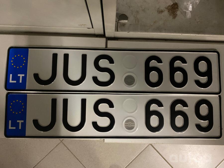 JUS669