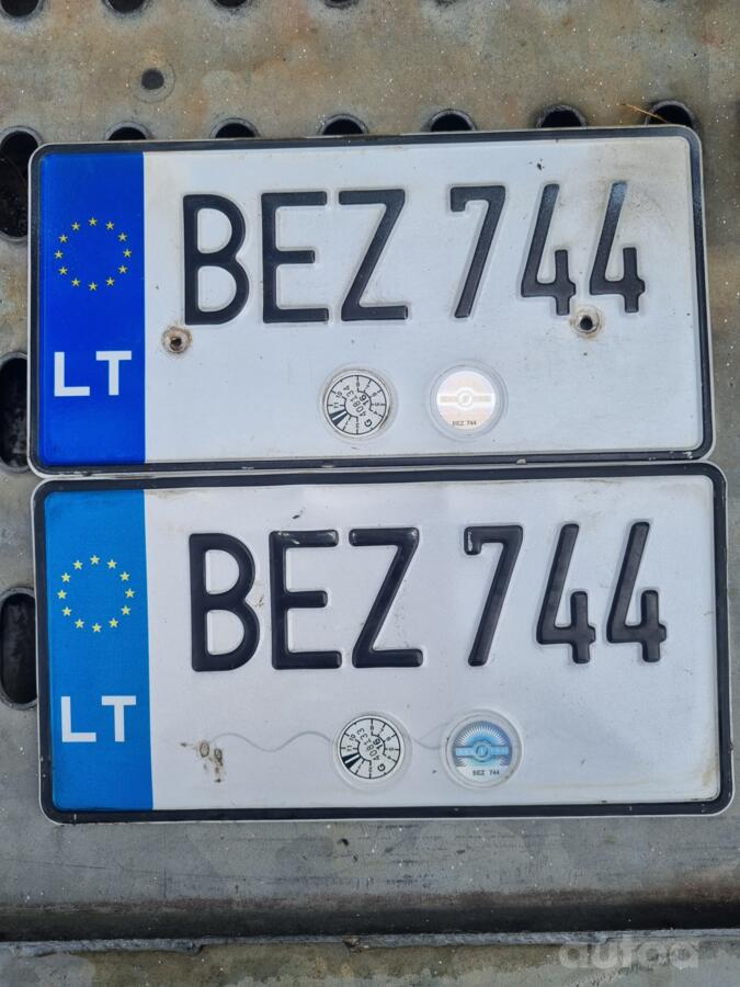 BEZ744