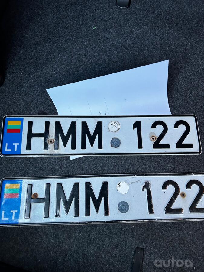 HMM122