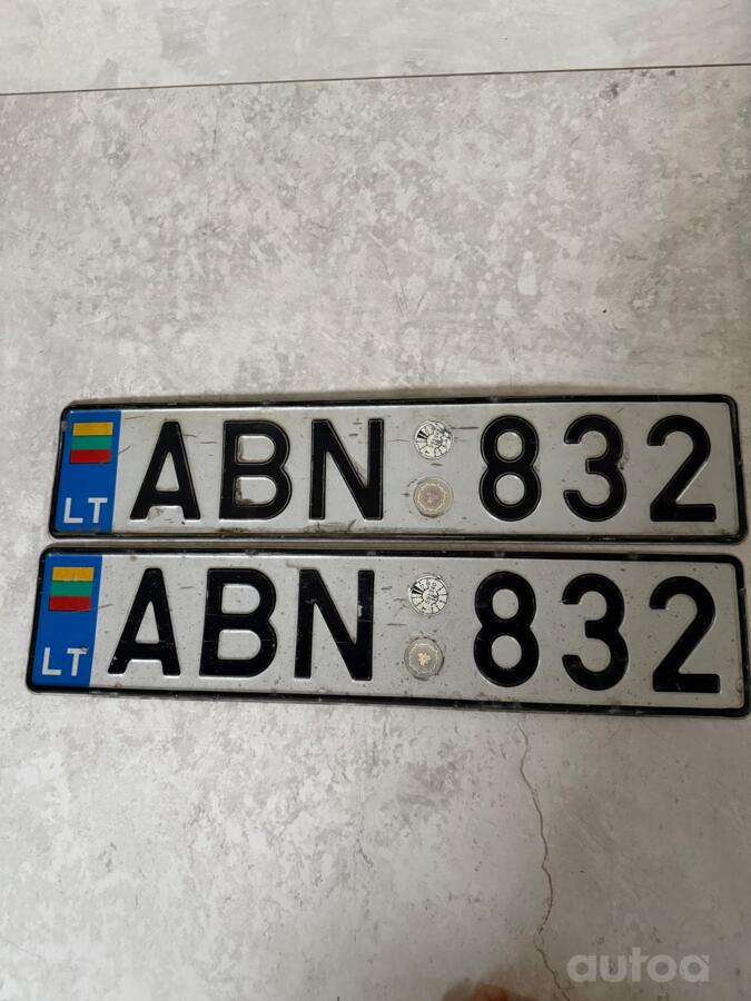 ABN832