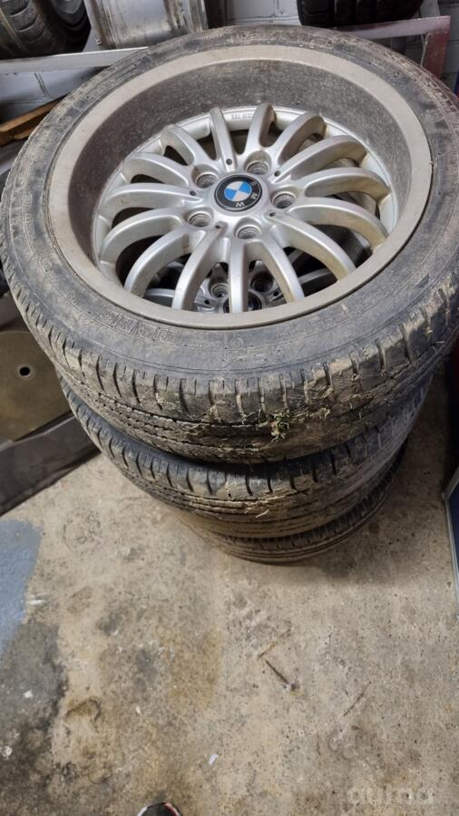 BMW, lietie
