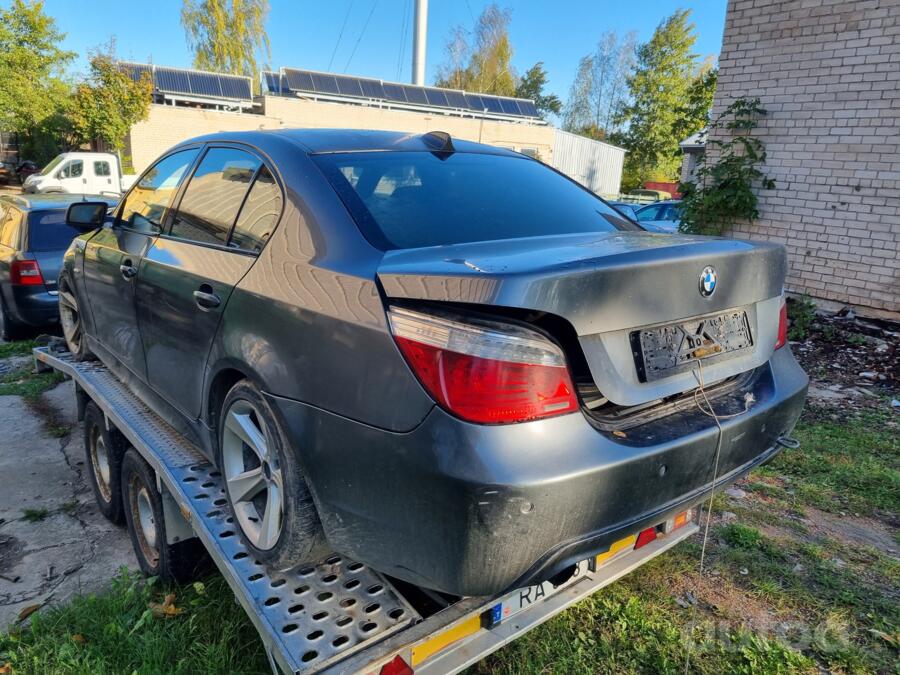 BMW, lietie